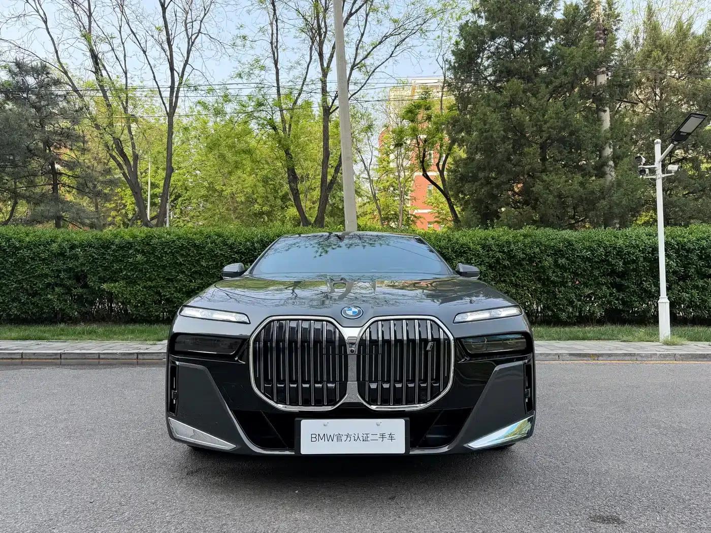 BMW i7 2023 eDrive50L M Sport Package — миниатюра 2