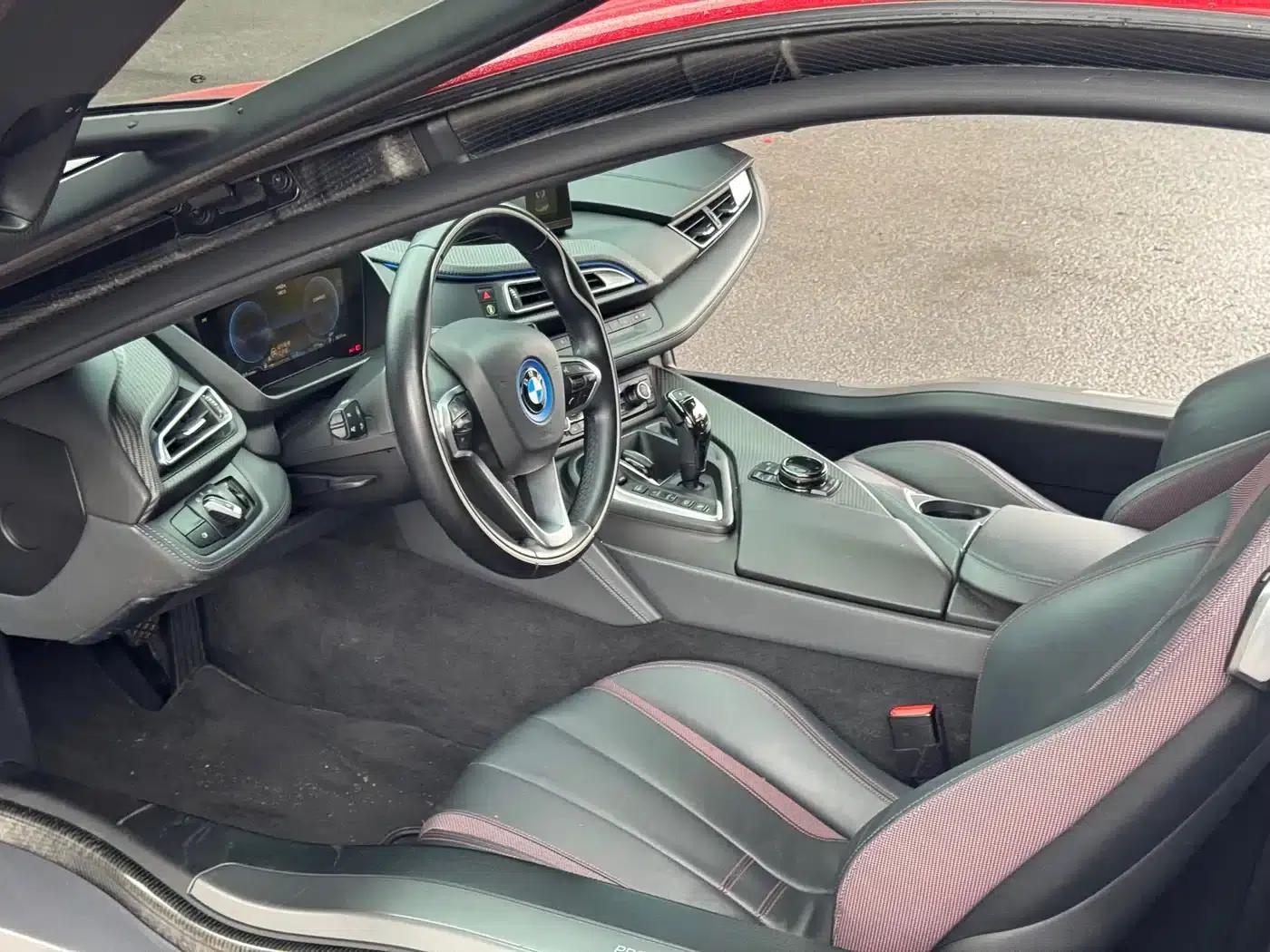 BMW i8 2016 Proton Red Limited Edition — миниатюра 5