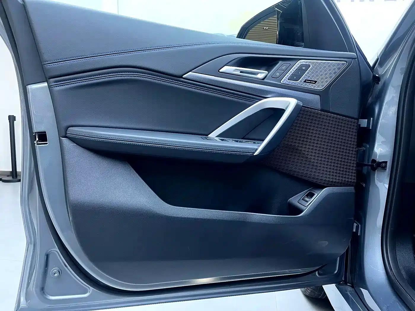 BMW X1 M35Li 2024 Model — миниатюра 19