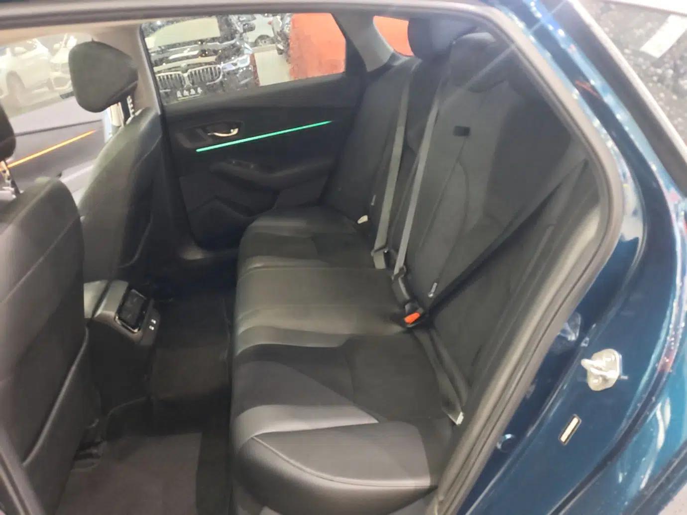 Honda Accord New Energy 2023 2.0L ePHEV Flagship Edition — миниатюра 19