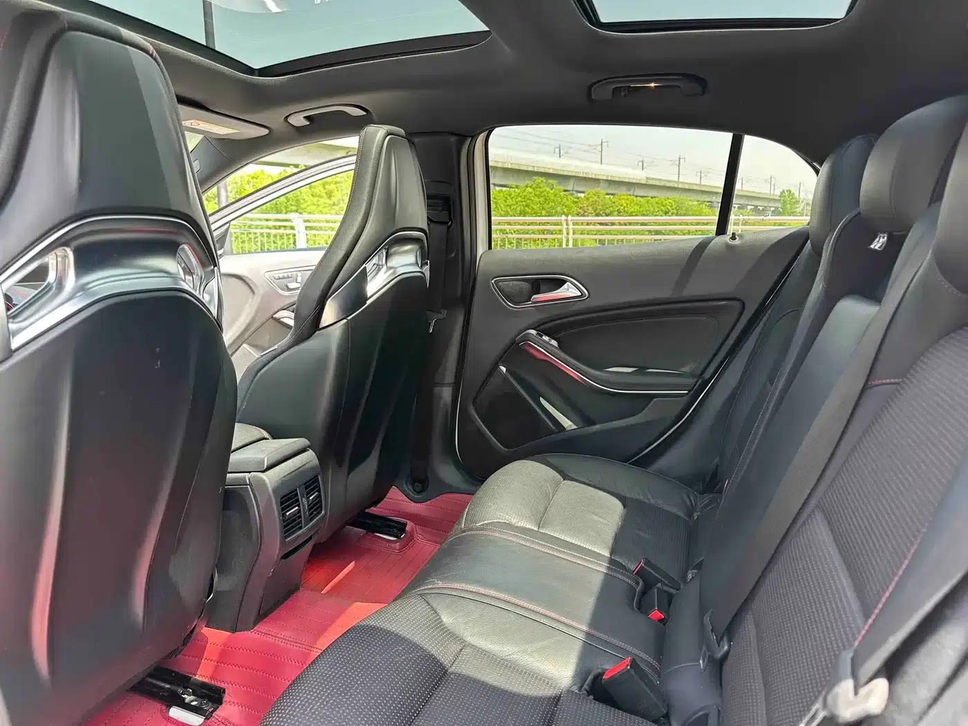 2017 Mercedes-Benz GLA AMG 45 4MATIC — миниатюра 15