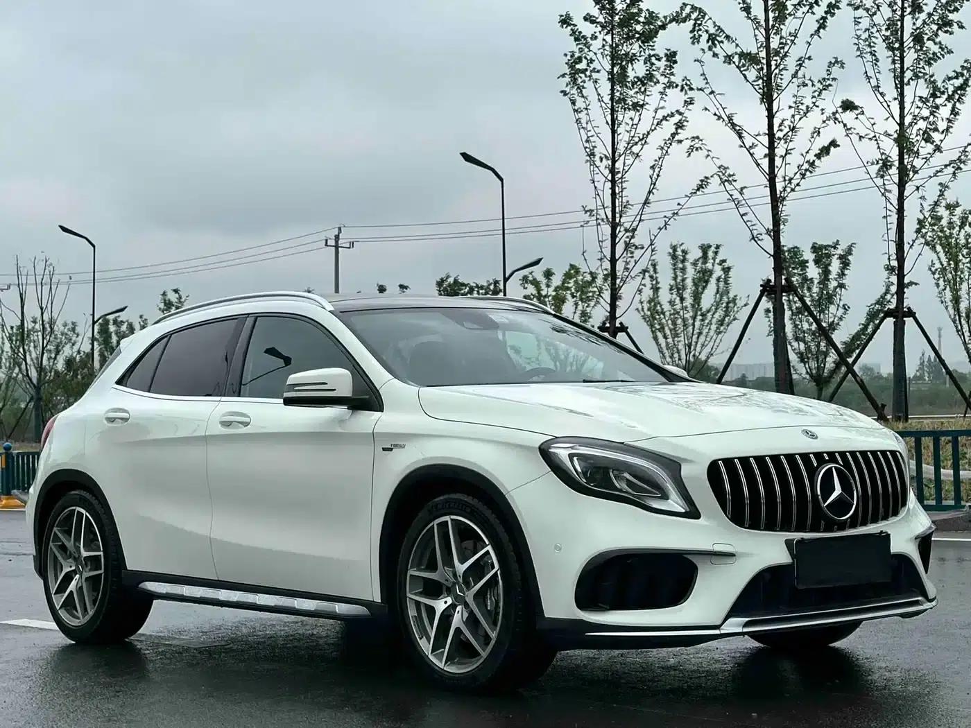 2017 Mercedes-Benz GLA AMG 45 4MATIC — миниатюра 3