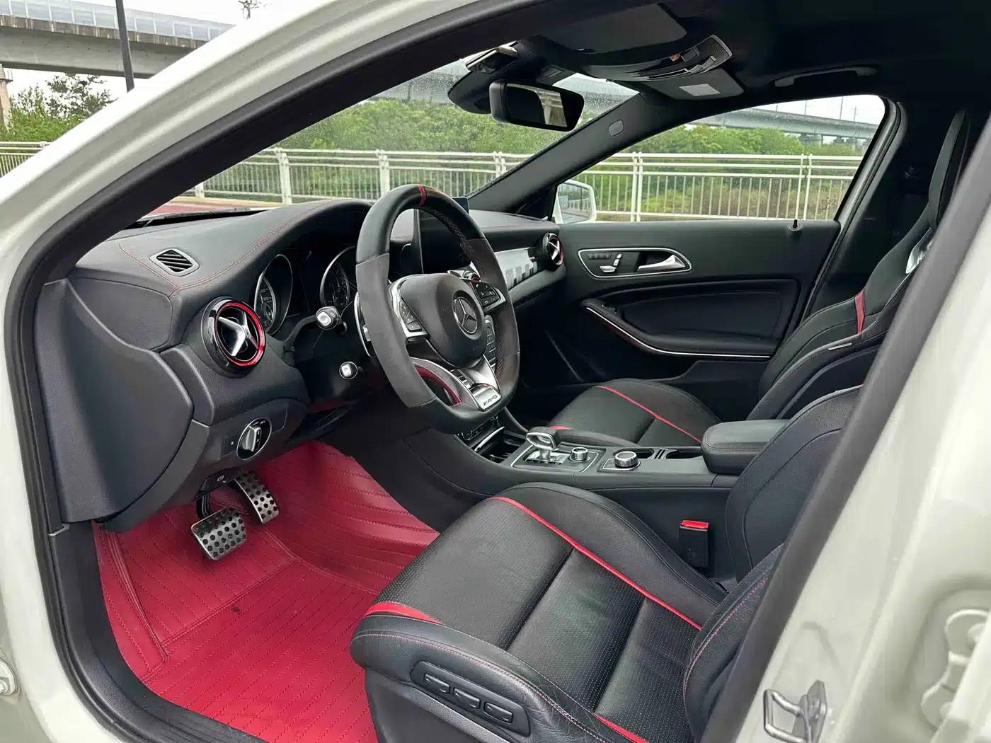 2017 Mercedes-Benz GLA AMG 45 4MATIC — миниатюра 4