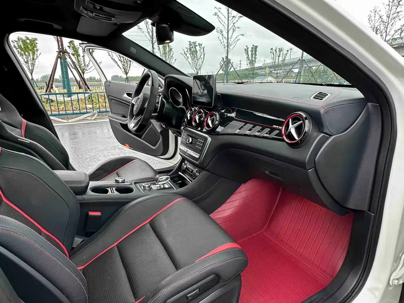2017 Mercedes-Benz GLA AMG 45 4MATIC — миниатюра 8