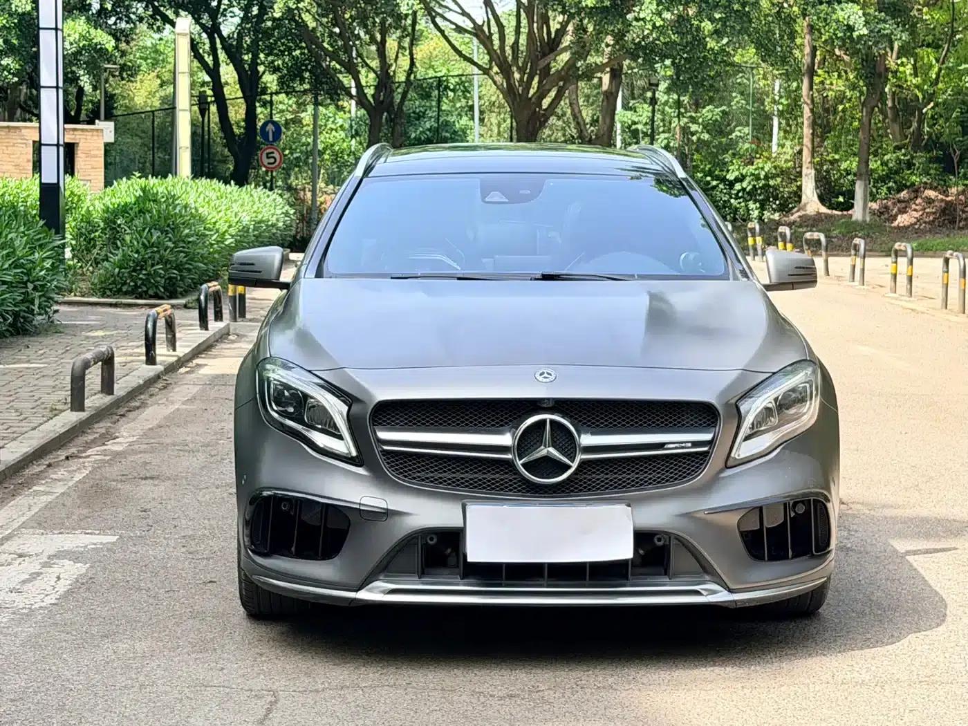 2017 Mercedes-Benz GLA AMG 45 4MATIC — миниатюра 2