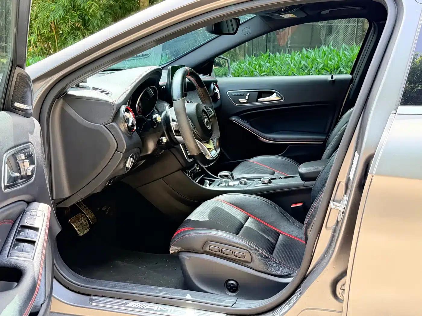 2017 Mercedes-Benz GLA AMG 45 4MATIC — миниатюра 11