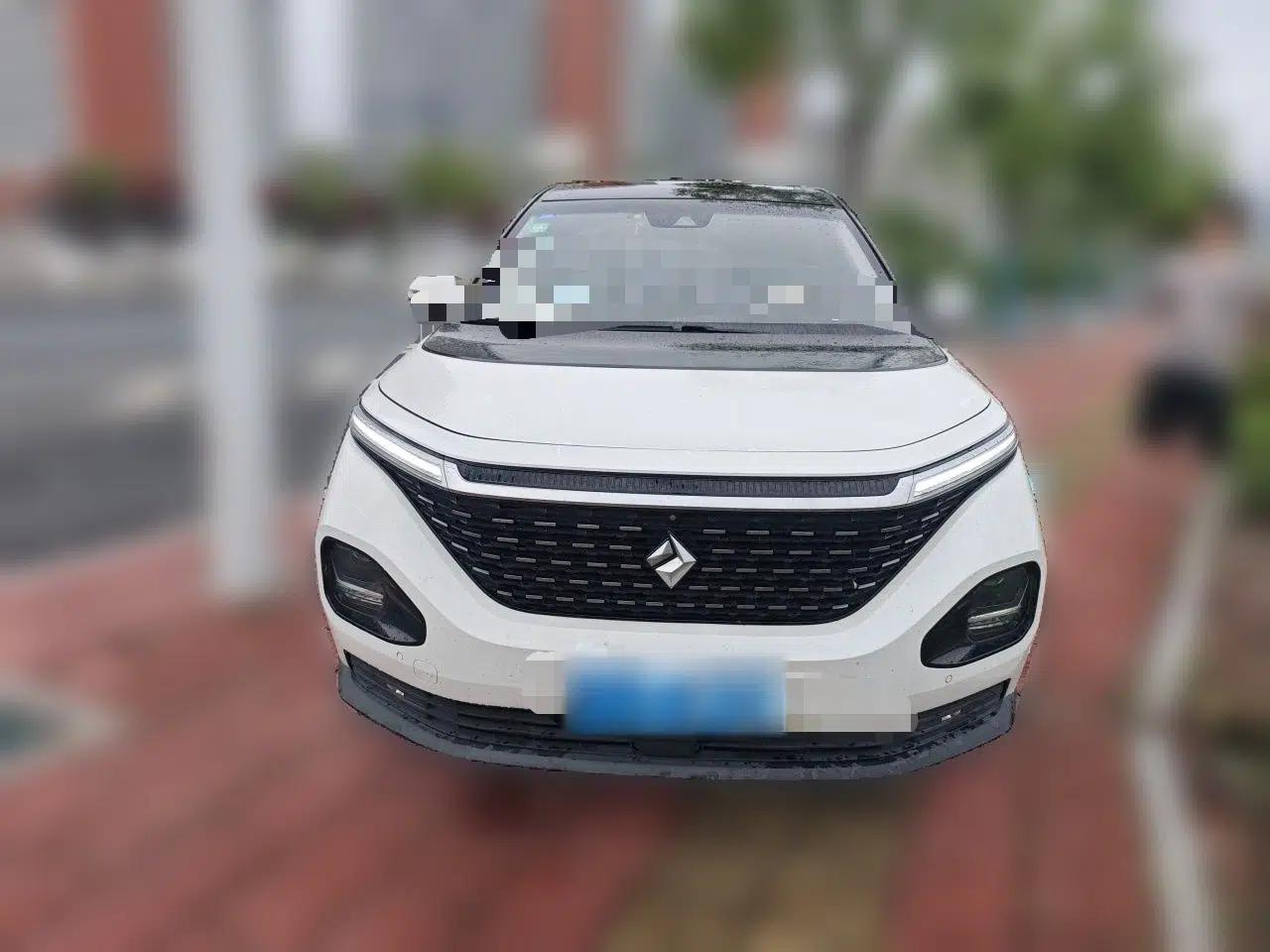 Baojun RM-5 2019 1.5T CVT 24-Hour Online Prestige Version 6 Seats — миниатюра 2
