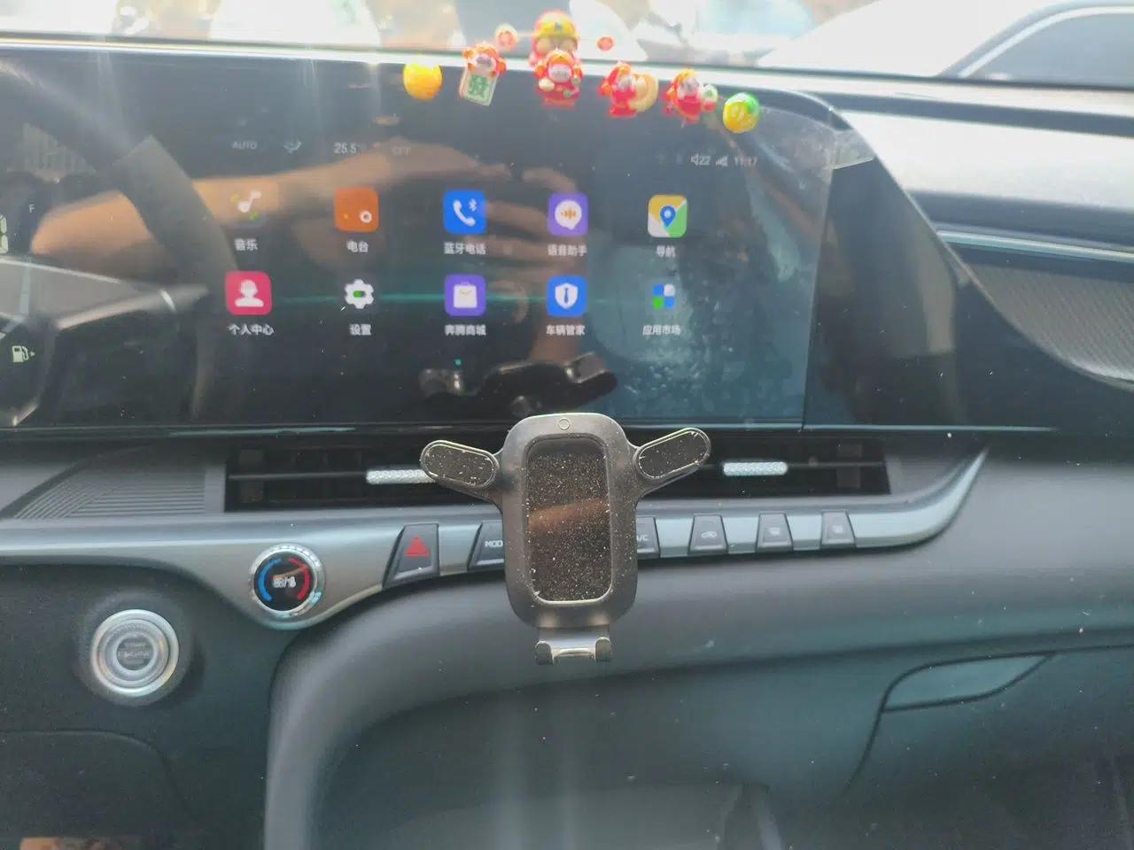 Bestune T55 2023 1.5T Automatic Leap Model — миниатюра 14