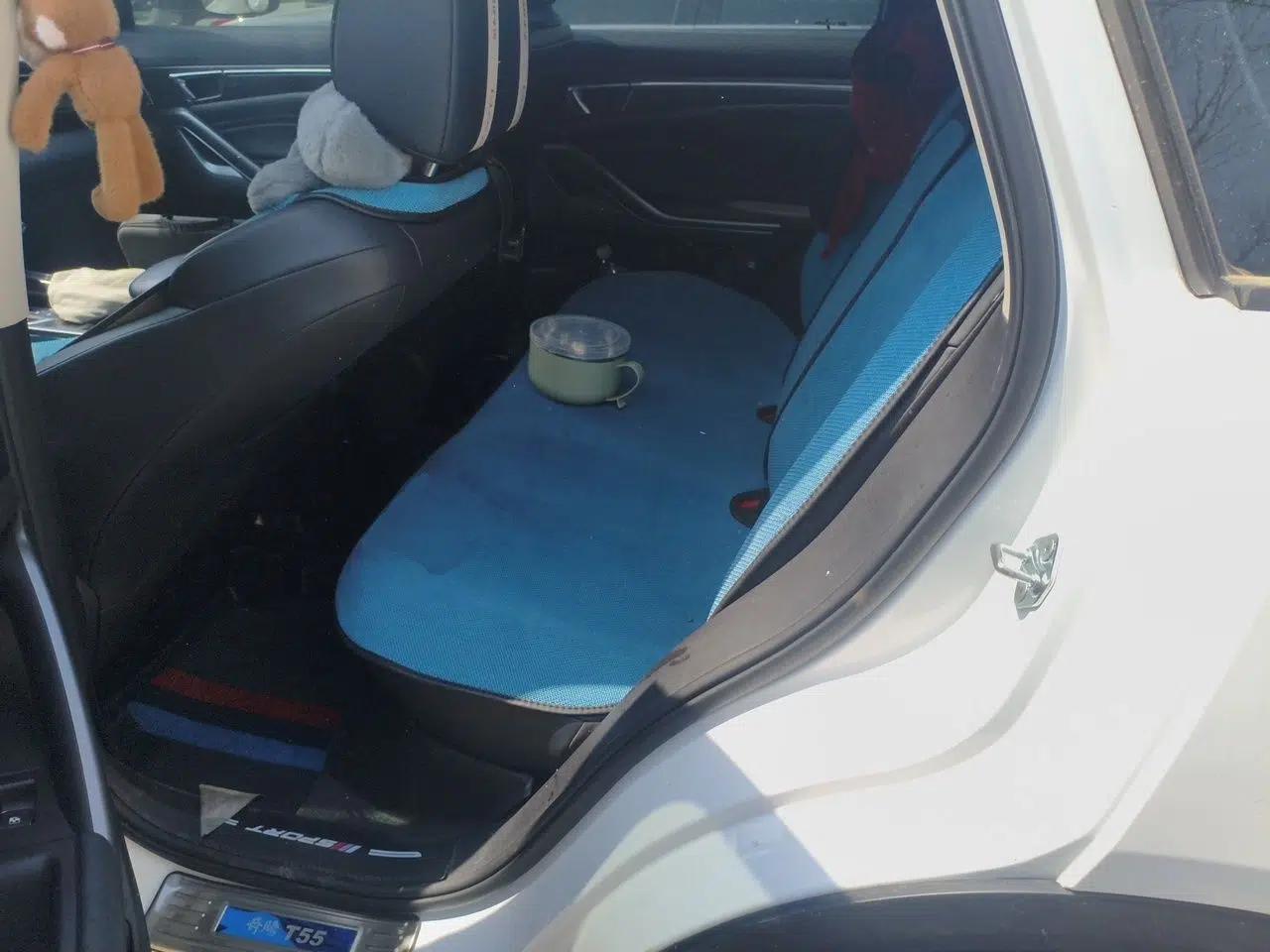 Bestune T55 2023 1.5T Automatic Leap Model — миниатюра 18