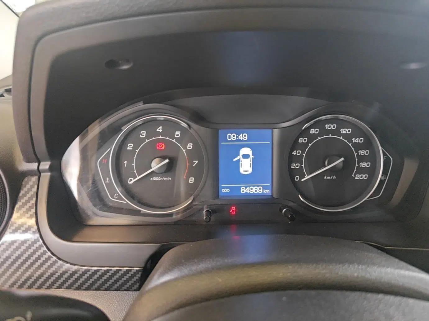 BAIC Senova X25 2015 1.5L Automatic Elite Model — миниатюра 15