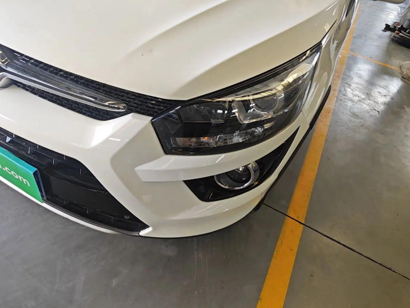 BAIC Senova X25 2015 1.5L Automatic Elite Model — миниатюра 9