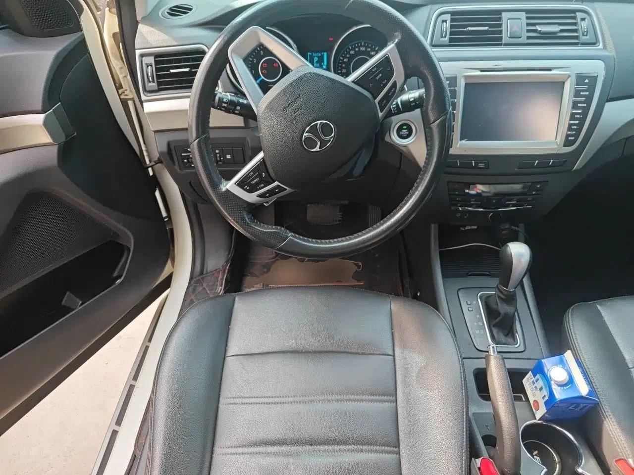 BAIC Senova X65 2015 2.0T Automatic Elite Model — миниатюра 11