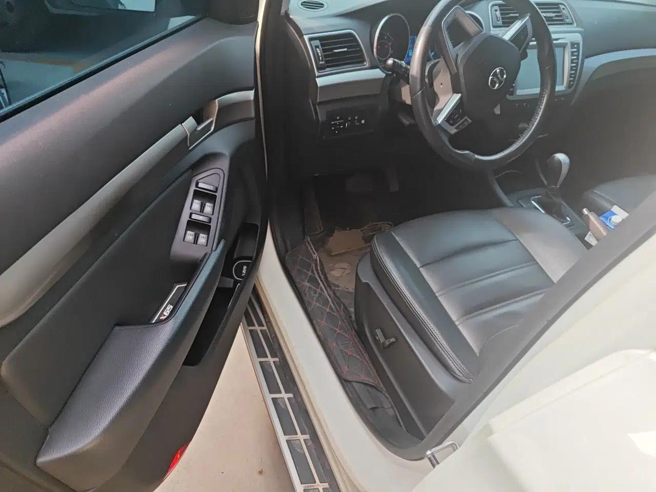 BAIC Senova X65 2015 2.0T Automatic Elite Model — миниатюра 17