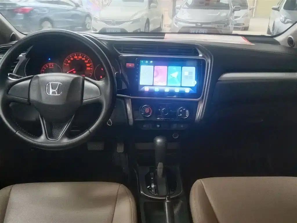 2016 Honda Greiz 1.5L CVT Classic Edition — миниатюра 16