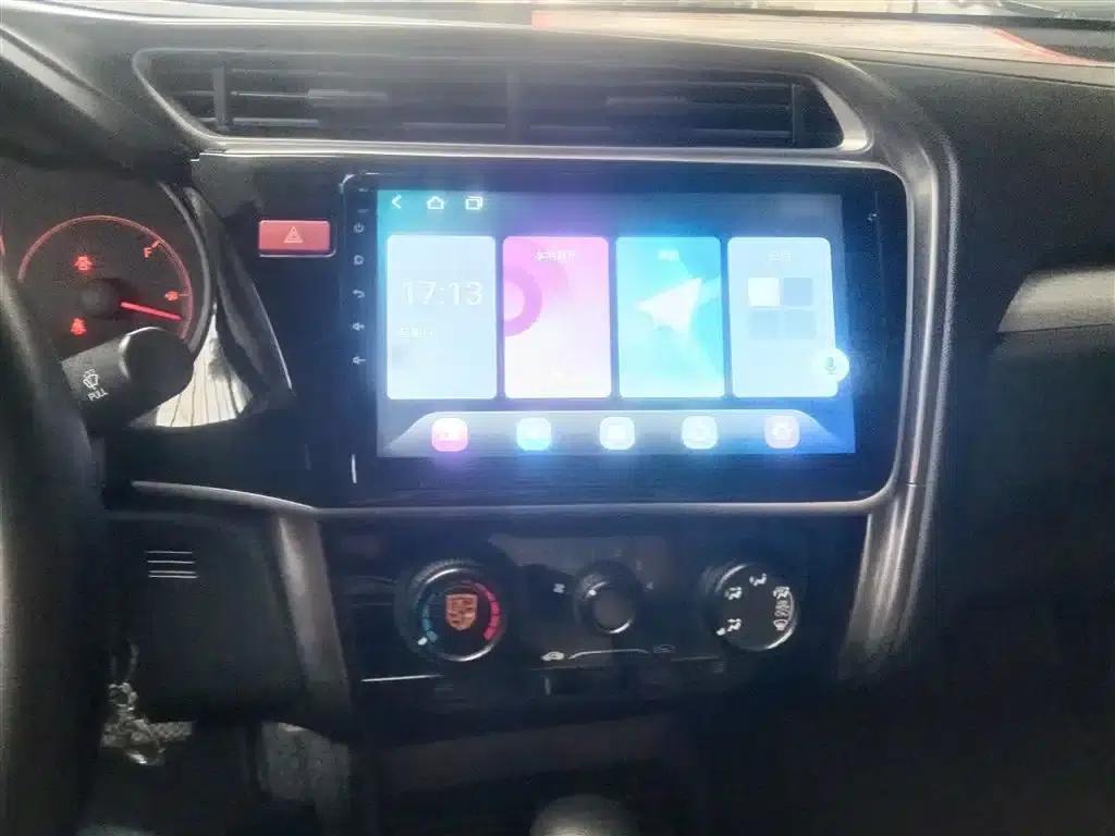 2016 Honda Greiz 1.5L CVT Classic Edition — миниатюра 18
