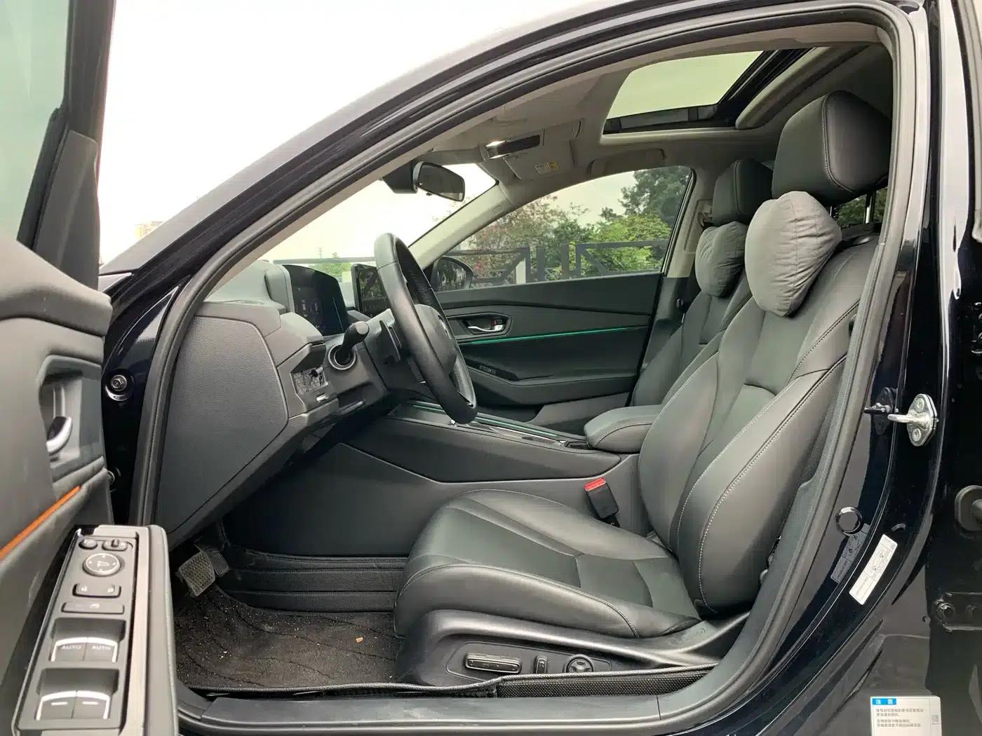 Accord PHEV 2023 2.0L e:PHEV Luxury Edition — миниатюра 13