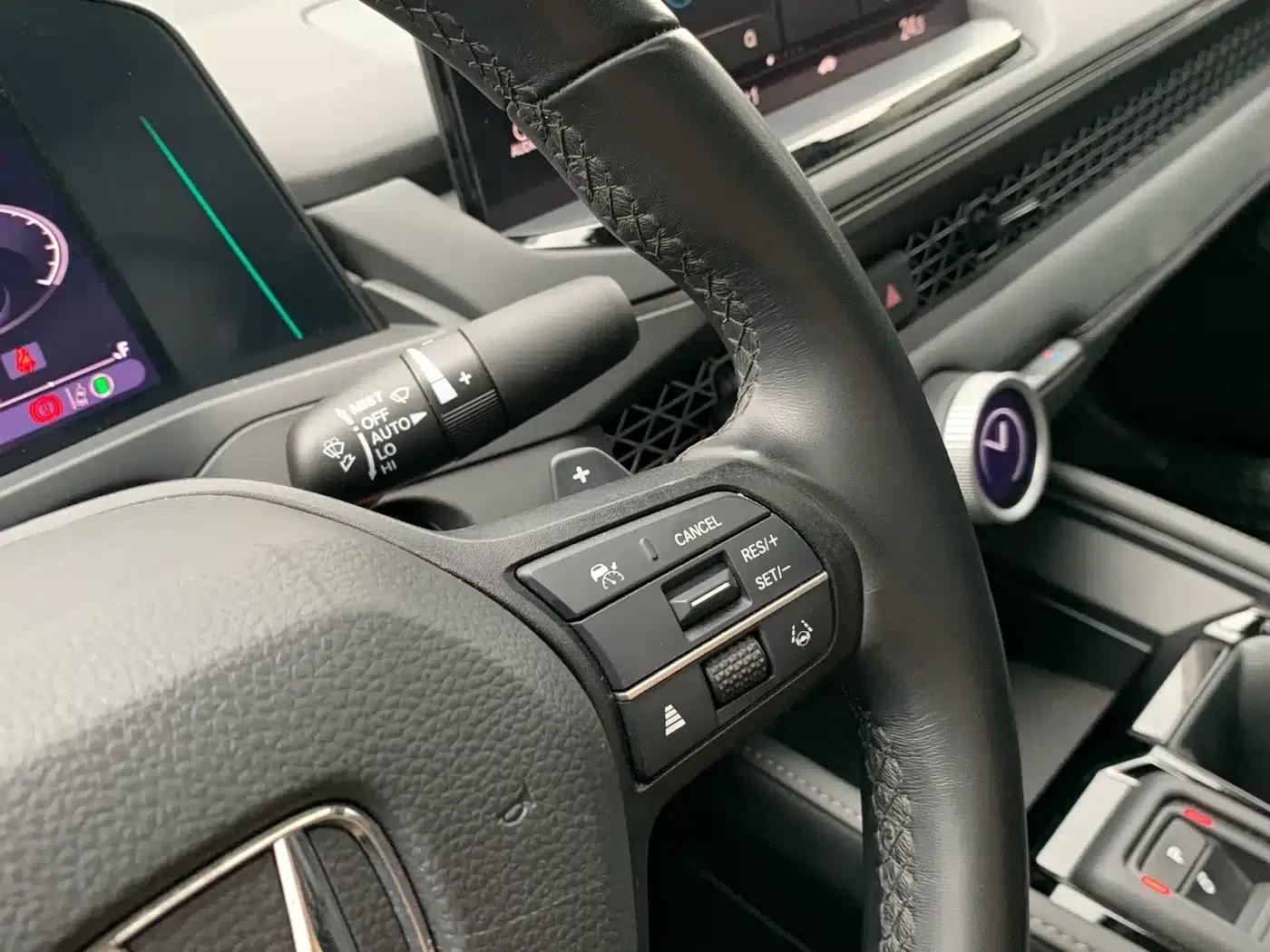 Accord PHEV 2023 2.0L e:PHEV Luxury Edition — миниатюра 23