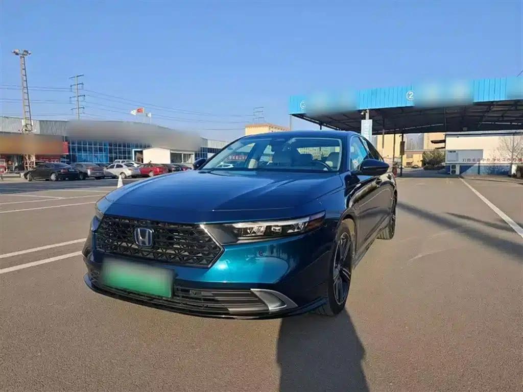 Accord PHEV 2023 2.0L e:PHEV Flagship Edition — миниатюра 1