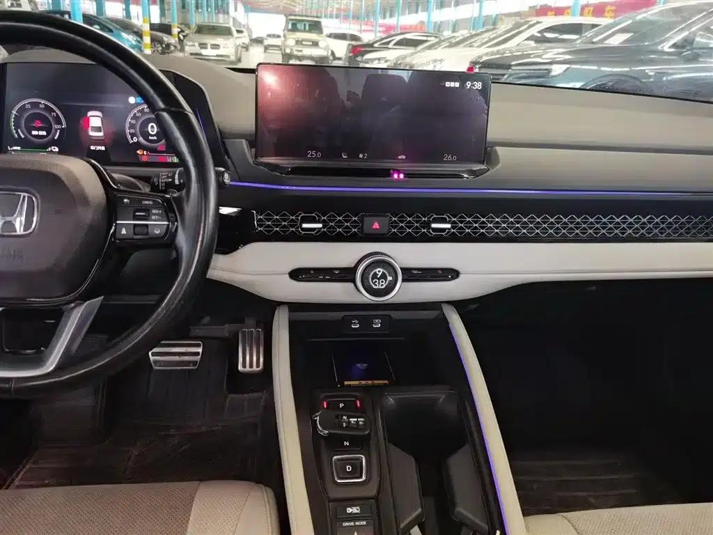 Accord PHEV 2023 2.0L e:PHEV Flagship Edition — миниатюра 9