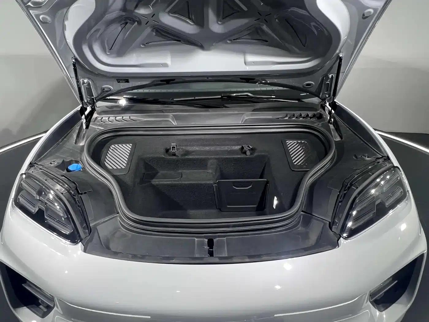 Macan 4 New Energy — миниатюра 15
