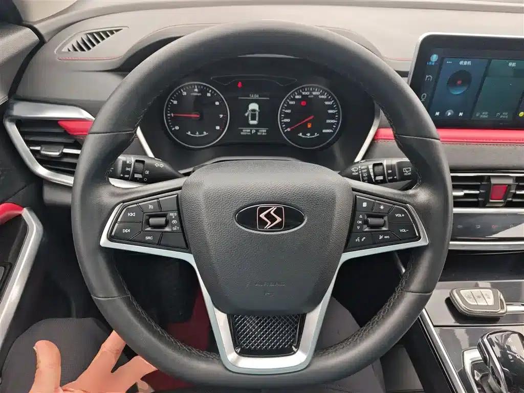 Sihao X8 2021 300T DCT Leading Intelligent Connectivity Edition 7-seater — миниатюра 7