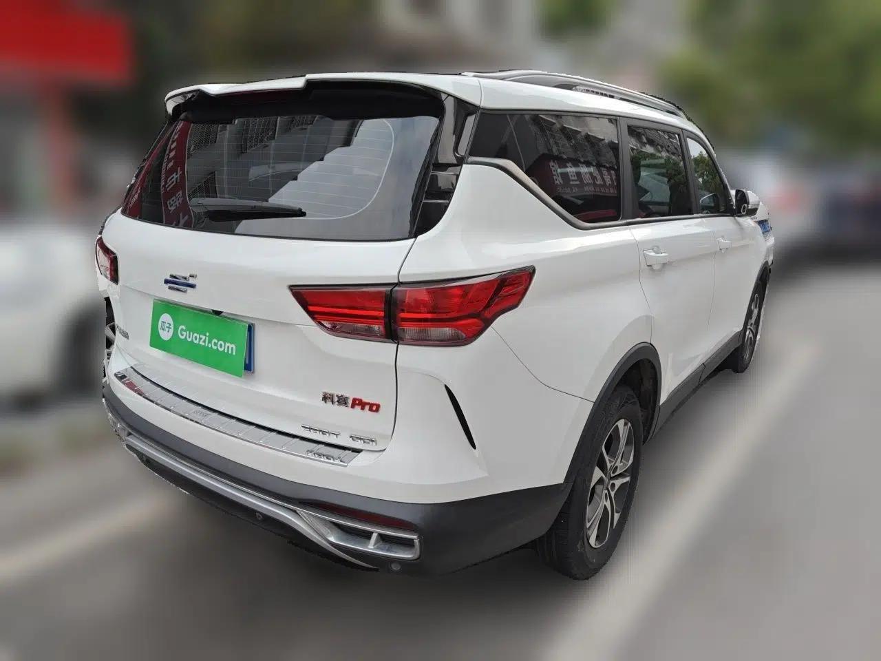 CHANGAN OSHAN COS1 2020 1.5T Manual Fashion Edition 7-Seater — миниатюра 6