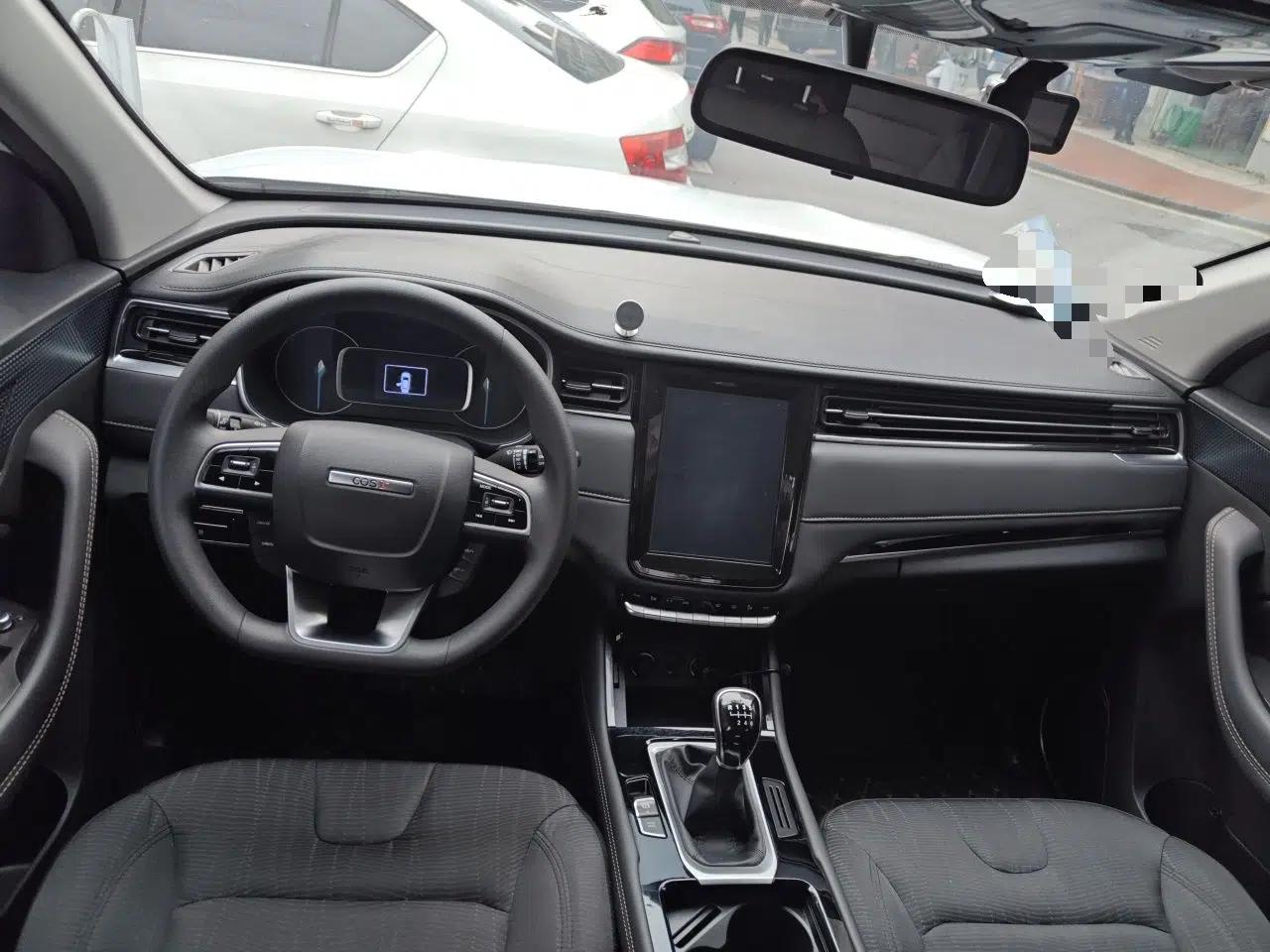 CHANGAN OSHAN COS1 2020 1.5T Manual Fashion Edition 7-Seater — миниатюра 10