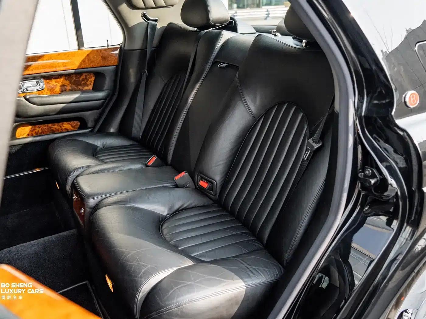 Elegant 2001 Model 6.8L Automatic — миниатюра 12