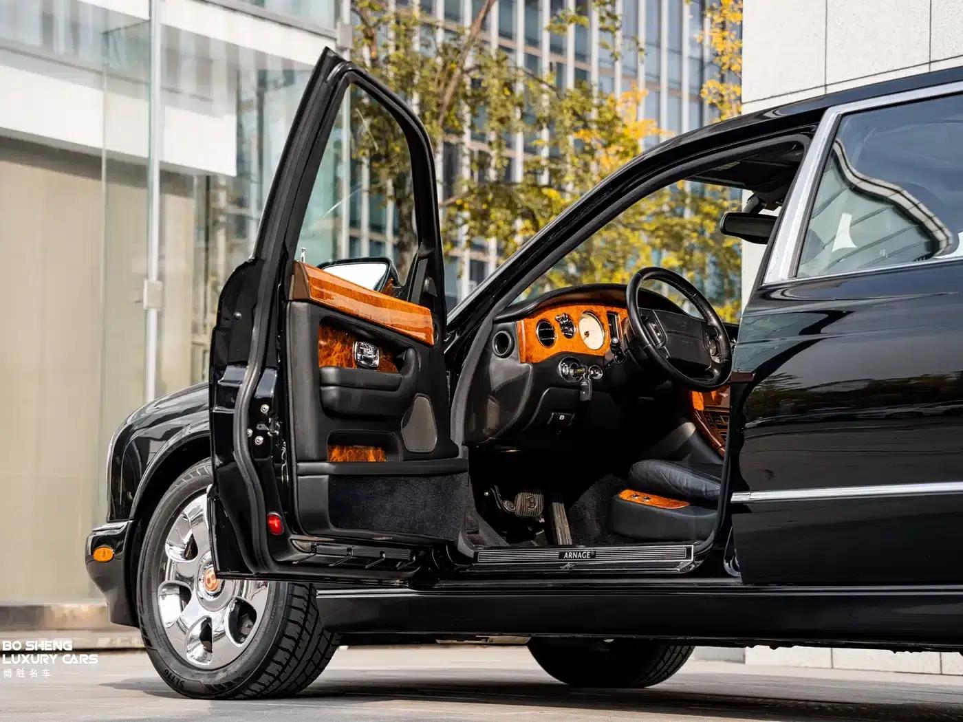 Elegant 2001 Model 6.8L Automatic — миниатюра 13