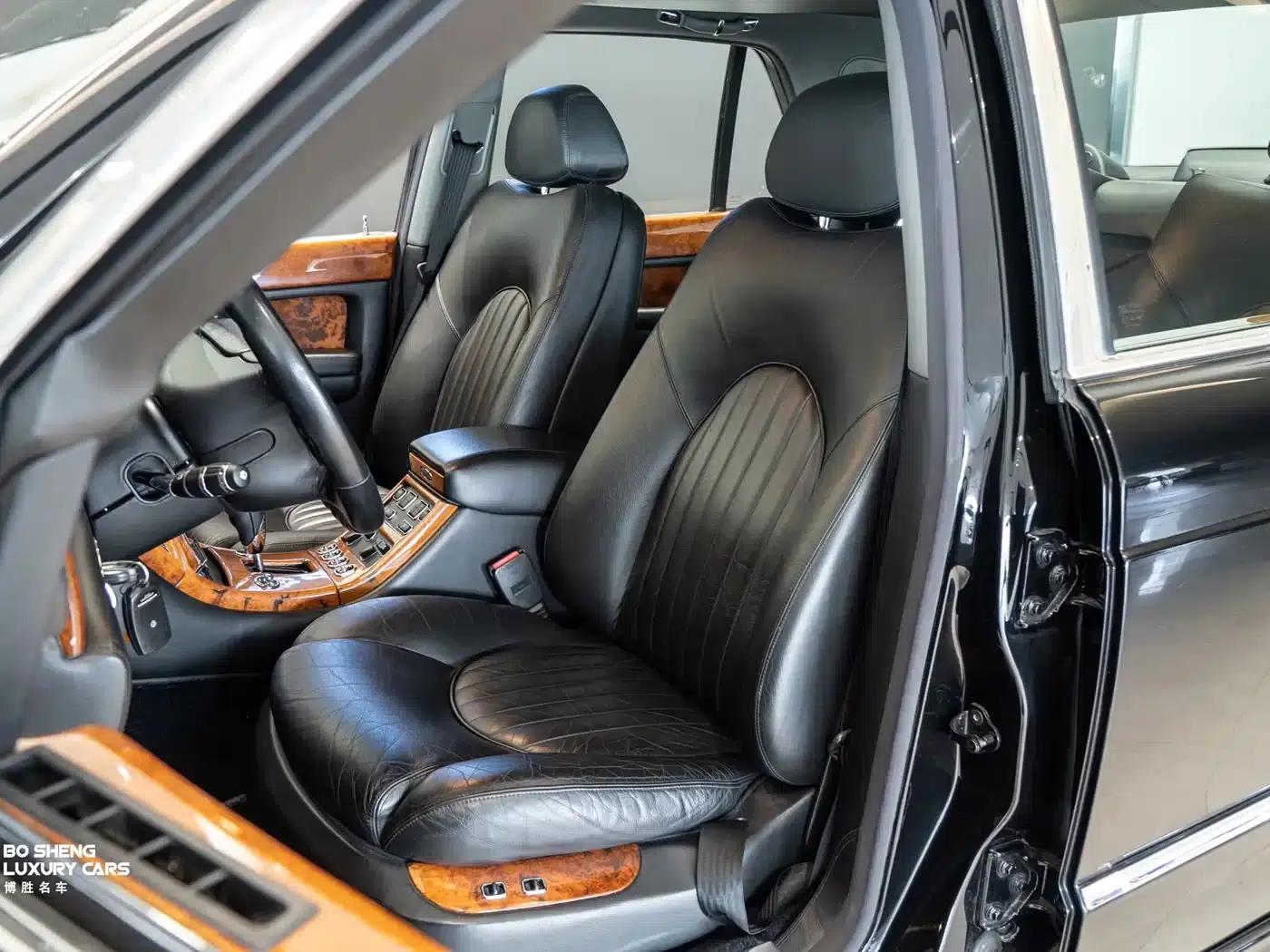 Elegant 2001 Model 6.8L Automatic — миниатюра 28