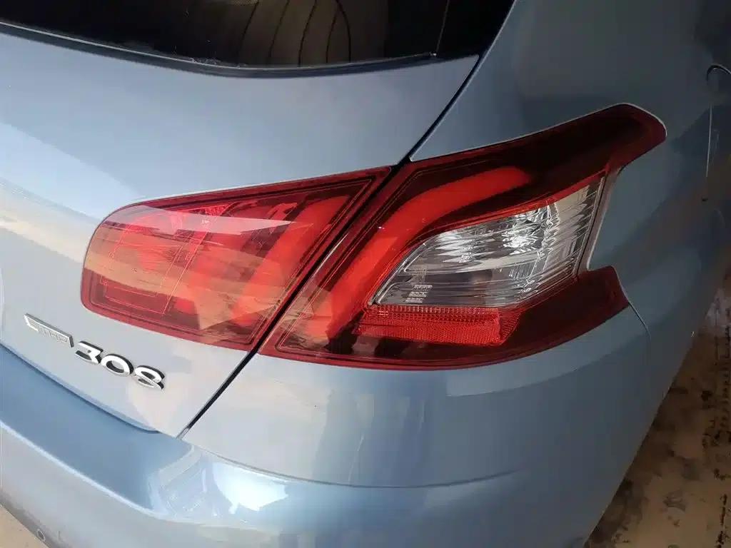 Peugeot 308S 2015 1.2T Automatic Sporty Edition — миниатюра 8