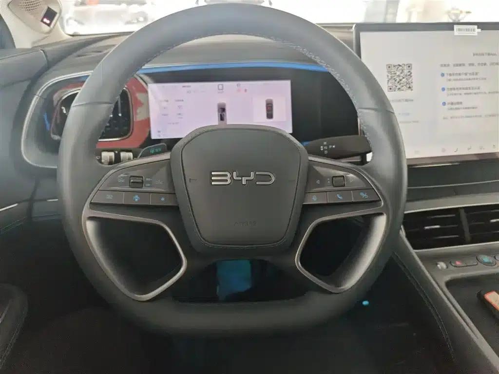 Hiace 07 DM-i 2025 Model 150 Navigator+ Edition — миниатюра 11