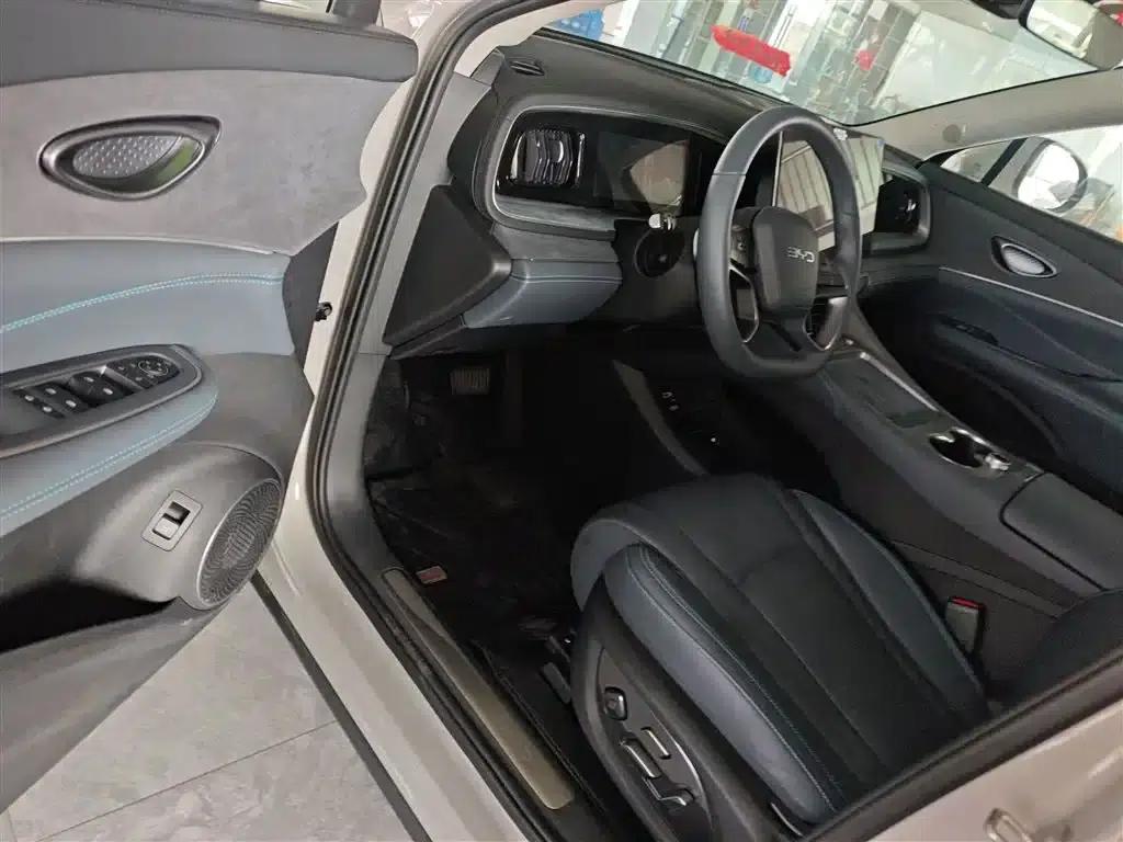 Hiace 07 DM-i 2025 Model 150 Navigator+ Edition — миниатюра 16