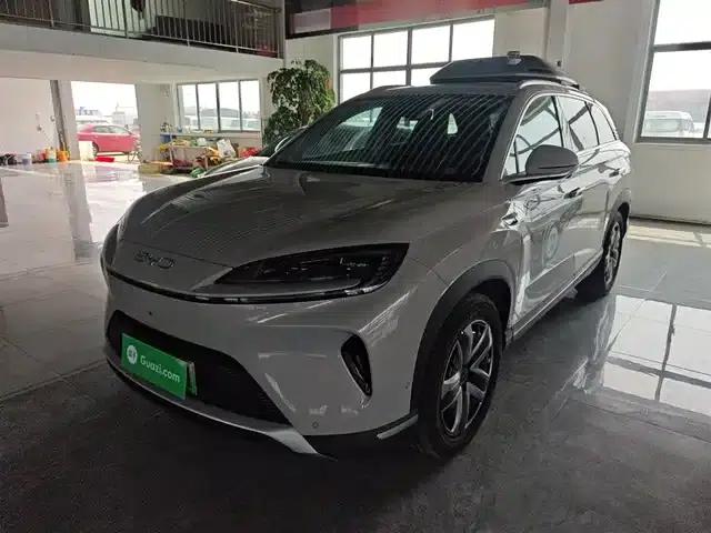 Hiace 07 DM-i 2025 Model 150 Navigator+ Edition