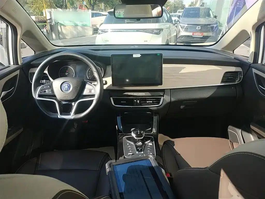 Song MAX New Energy 2022 DM-i 105KM Flagship Edition — миниатюра 12