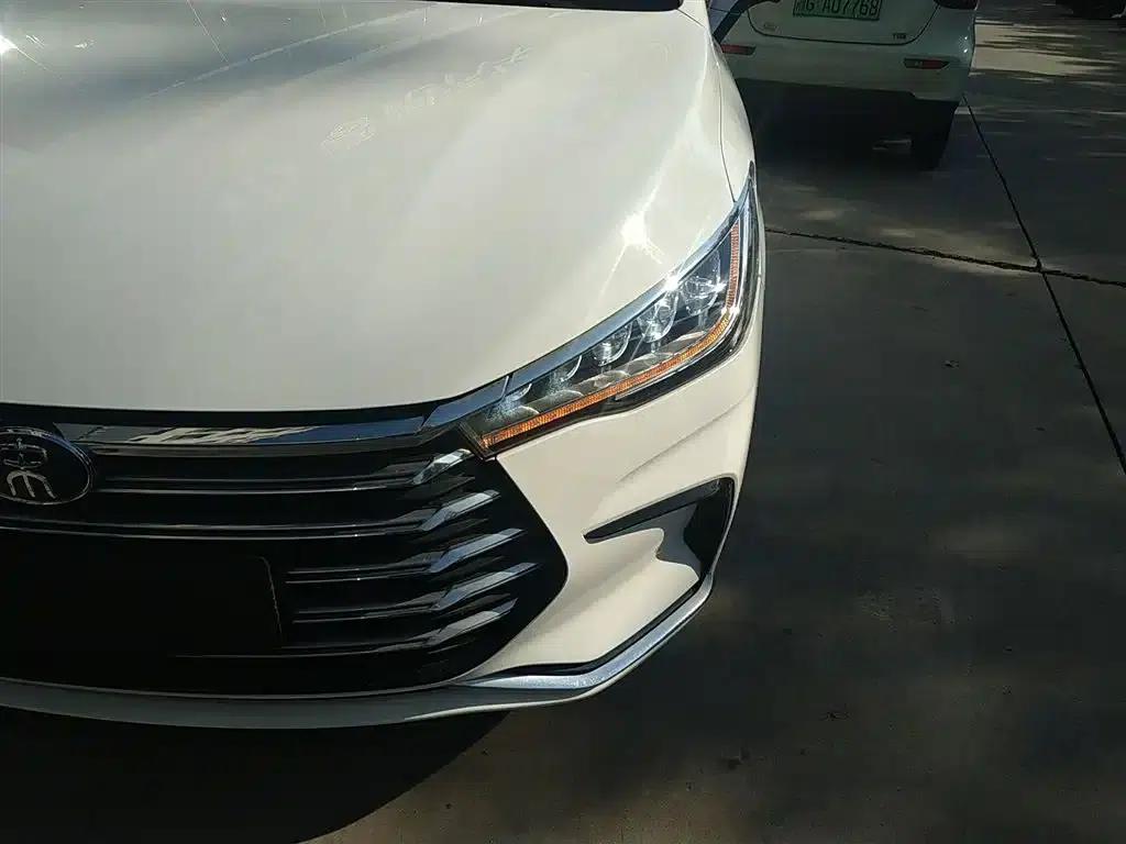 Song MAX New Energy 2022 DM-i 105KM Flagship Edition — миниатюра 15