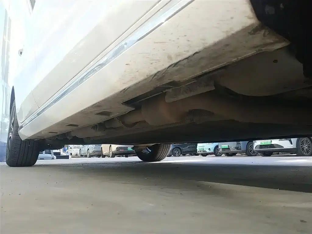 Song MAX New Energy 2022 DM-i 105KM Flagship Edition — миниатюра 16