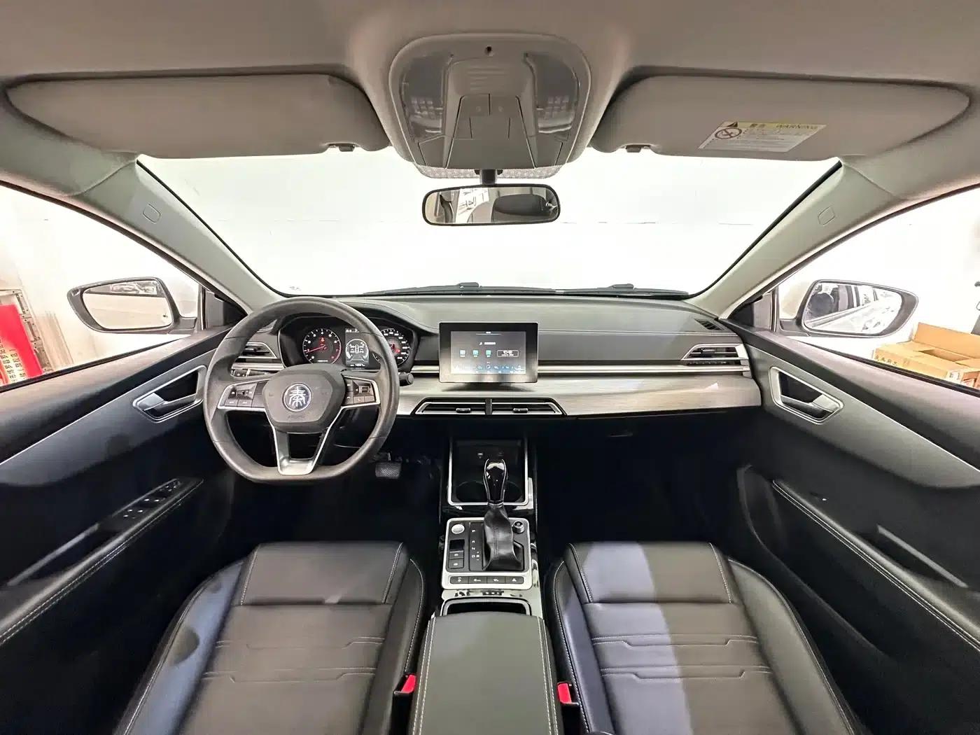 Qin 2019 1.5L Automatic Deluxe Edition — миниатюра 5