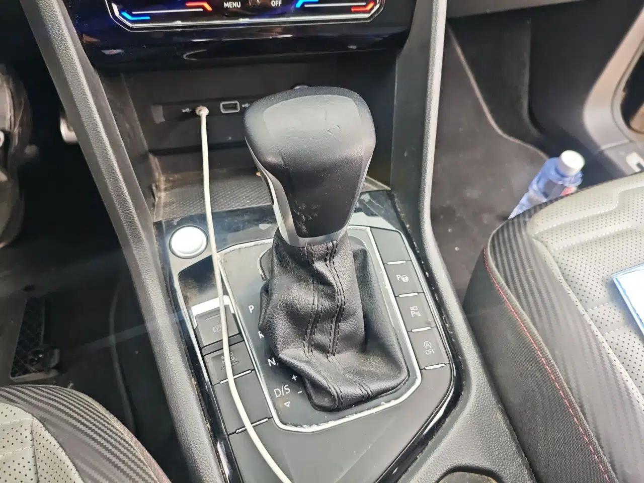 Volkswagen Tiguan X 2022 330TSI Two-Wheel-Drive Flagship Edition — миниатюра 15