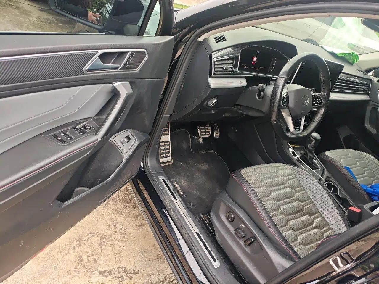 Volkswagen Tiguan X 2022 330TSI Two-Wheel-Drive Flagship Edition — миниатюра 17