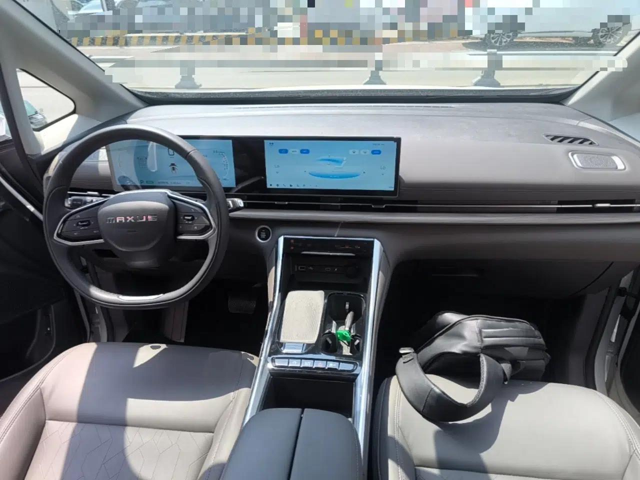 SAIC MAXUS G50 PHEV 2025 Leading Edition — миниатюра 12