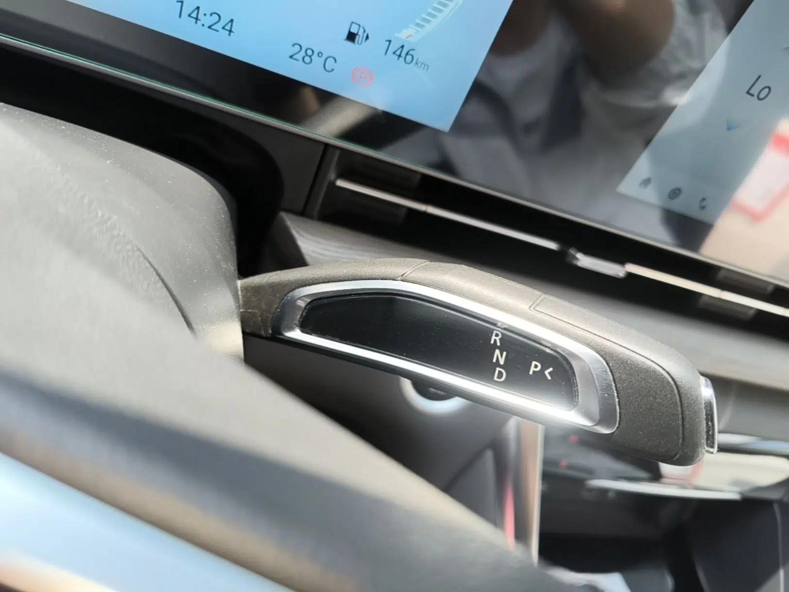 SAIC MAXUS G50 PHEV 2025 Leading Edition — миниатюра 16