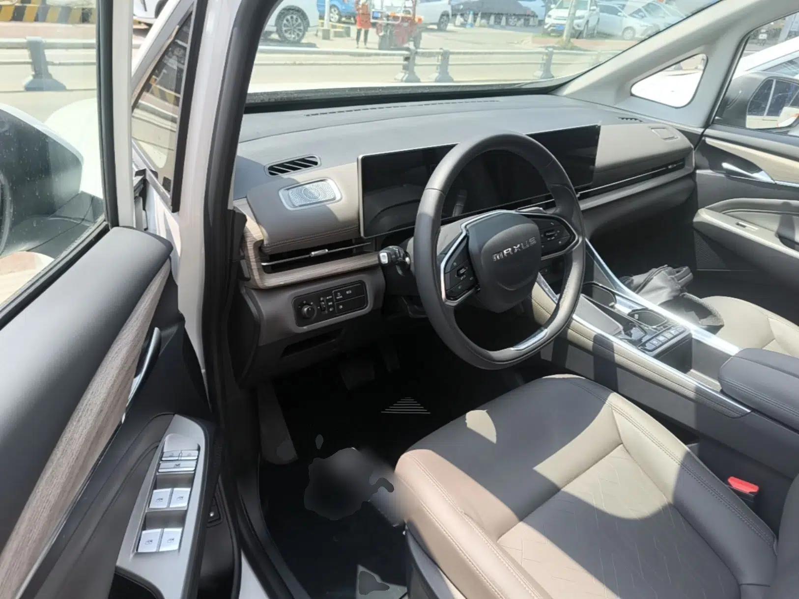 SAIC MAXUS G50 PHEV 2025 Leading Edition — миниатюра 18