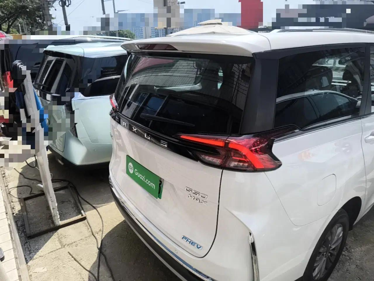 SAIC MAXUS G50 PHEV 2025 Leading Edition — миниатюра 3