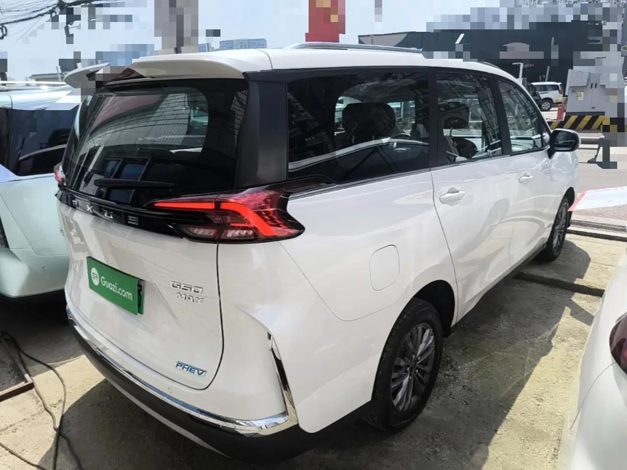 SAIC MAXUS G50 PHEV 2025 Leading Edition — миниатюра 4
