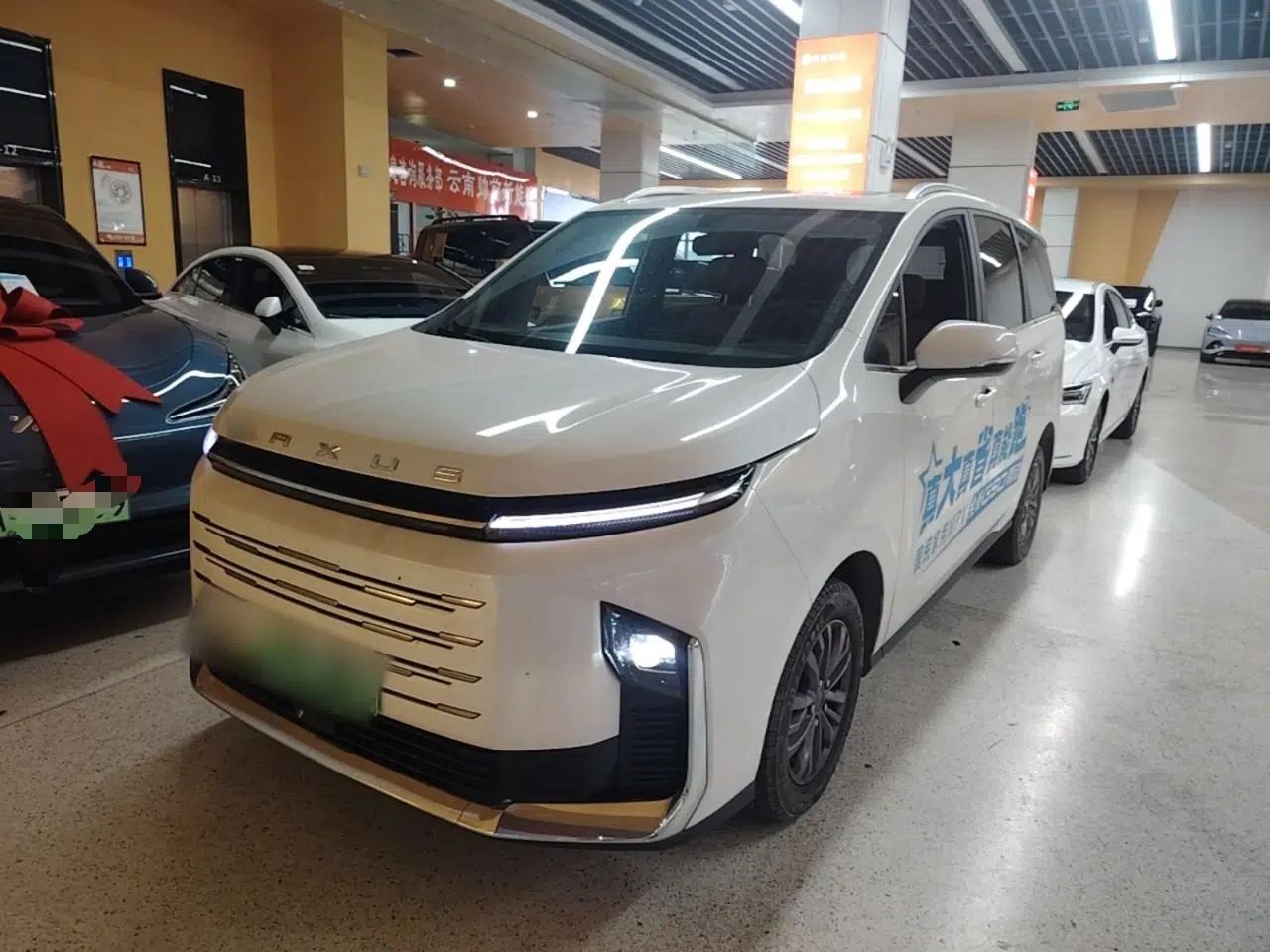 SAIC MAXUS G50 PHEV 2025 Leading Edition — миниатюра 1