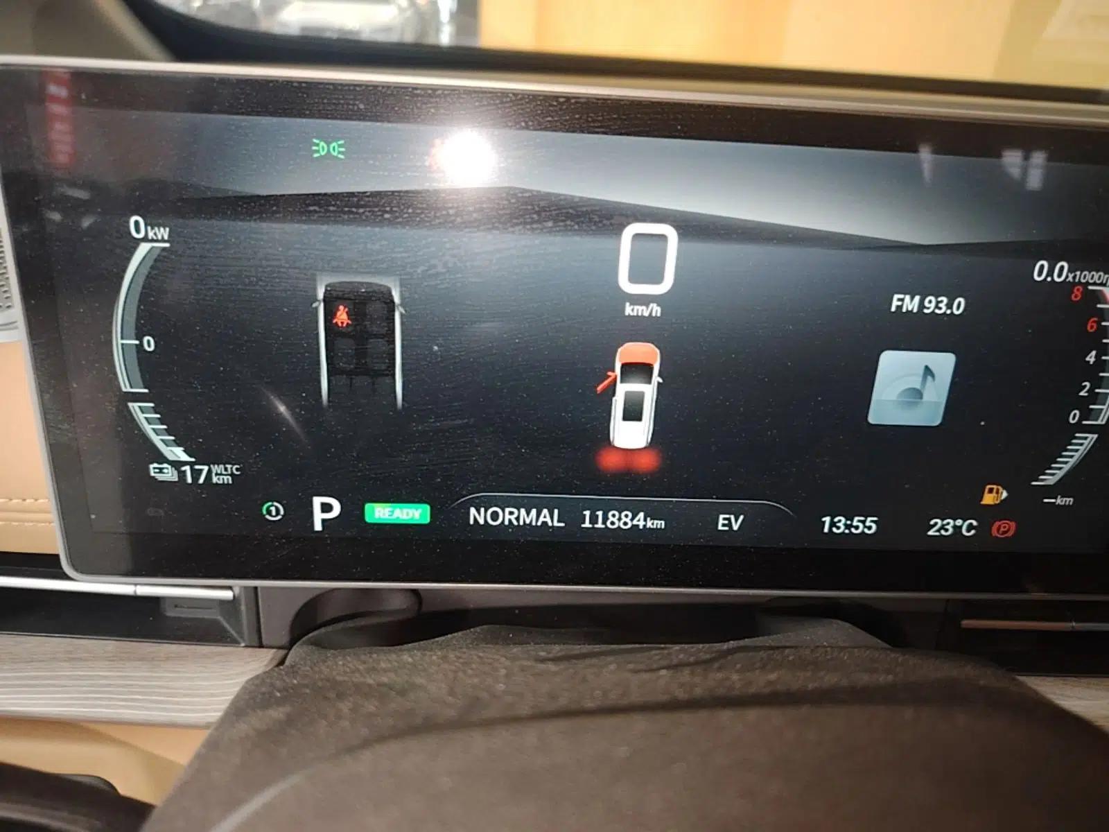 SAIC MAXUS G50 PHEV 2025 Leading Edition — миниатюра 15