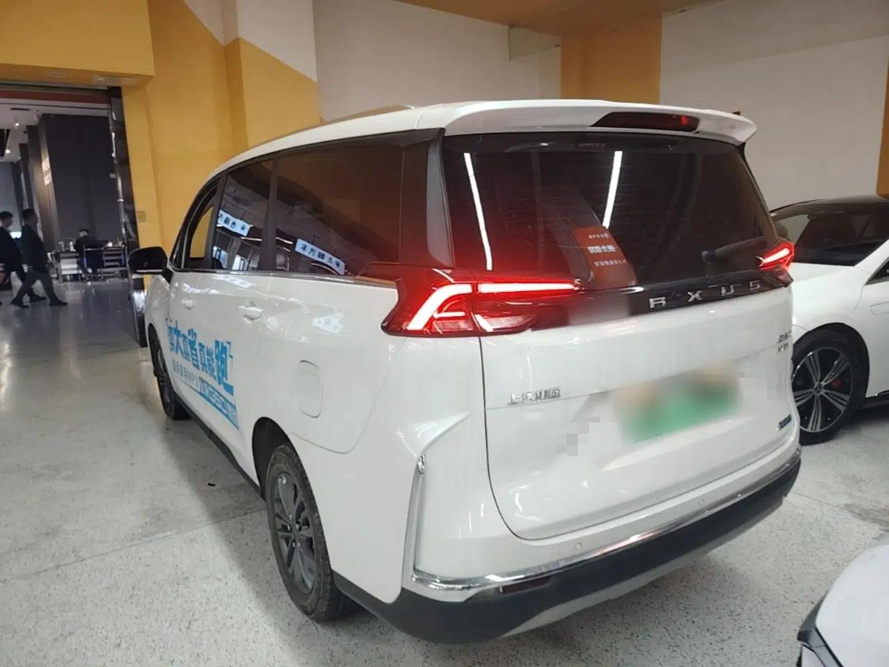 SAIC MAXUS G50 PHEV 2025 Leading Edition — миниатюра 4