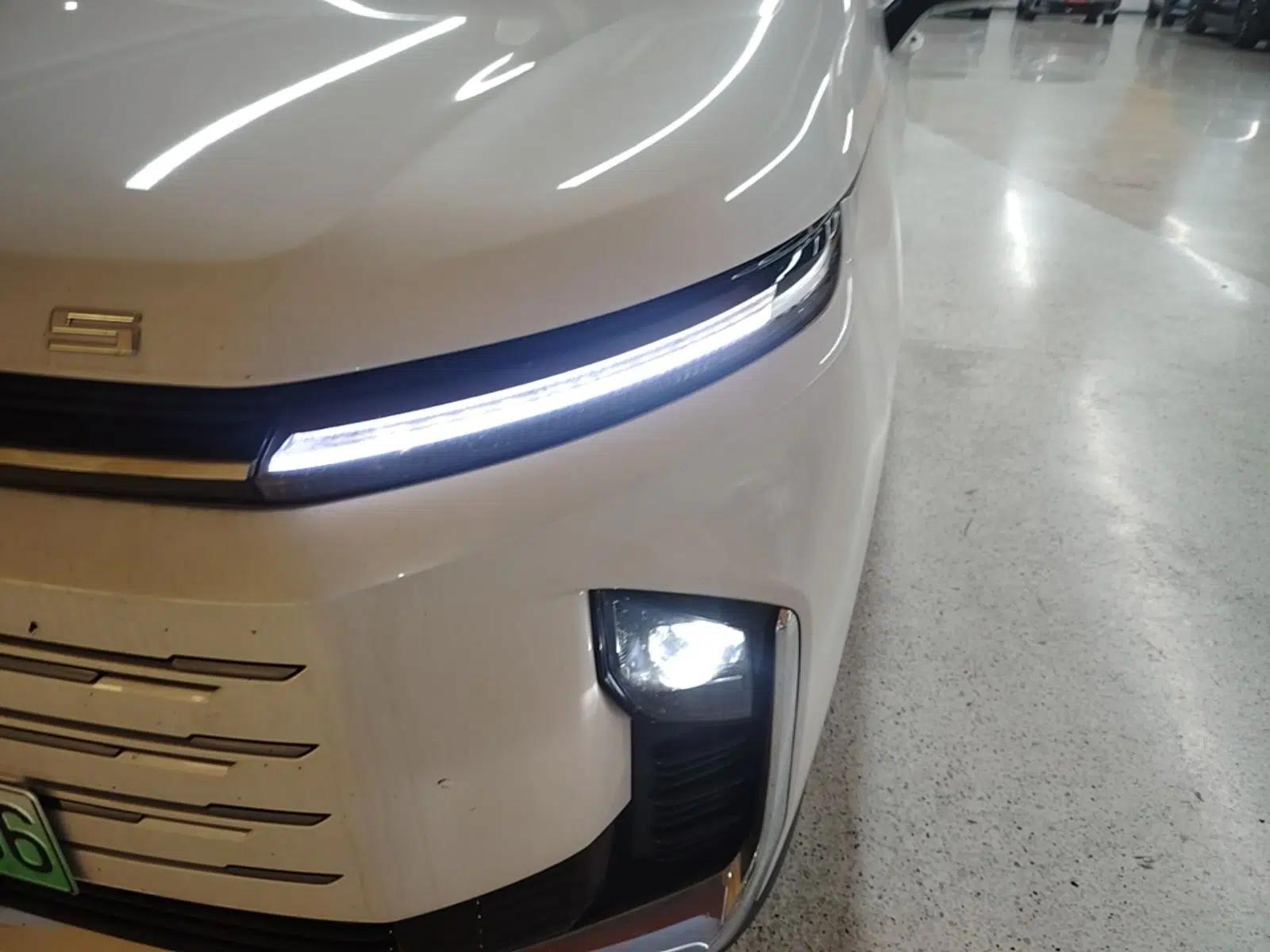 SAIC MAXUS G50 PHEV 2025 Leading Edition — миниатюра 9