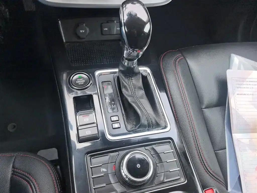Beijing BJ20 2016 1.5T CVT Luxury Edition — миниатюра 14